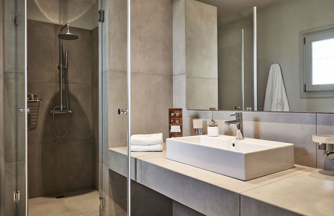 Poseidon of Paros - Photo 38