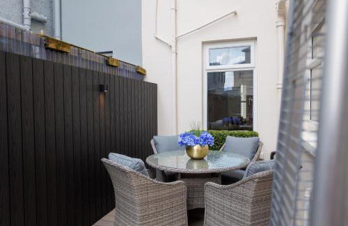 111 By Mayfair - Luxurious 12 Bedroom House, Portrush - Foto 71