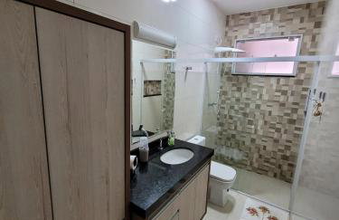 Edícula com estacionamento privativo, a uma quadra do Shopping Oriente - Casa da Sensei - Foto 11