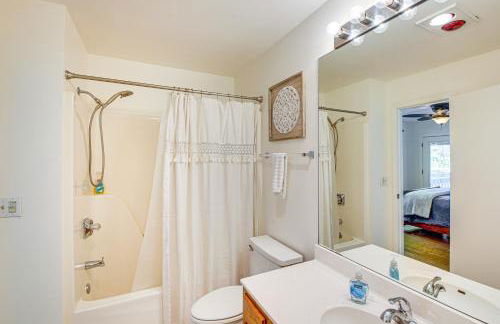 Lake Hamilton Escape with Boardwalk and Boat Dock! - Foto 18