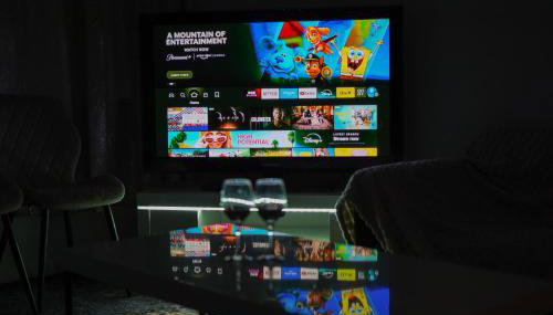 Modern 2-Bed House Free Parking Contractors & Families Friendly Rotherham - Foto 2