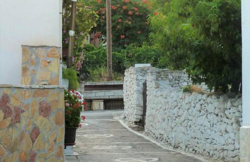 Traditional Stone House at Great Location - Foto 9