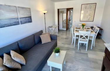 GATU Villa Sol, junto a la playa , piscina, 2 baños, aire cc, terraza, " Preferente mayores de 21 años y familias " - Foto 18