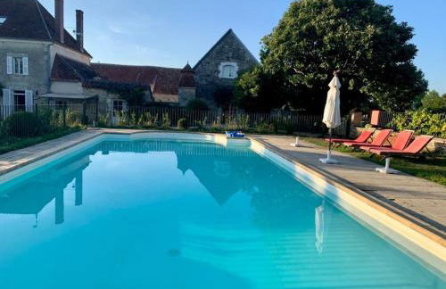 LA CHARMILLE Jolie maison de campagne 15 personnes piscine calme - Foto 8