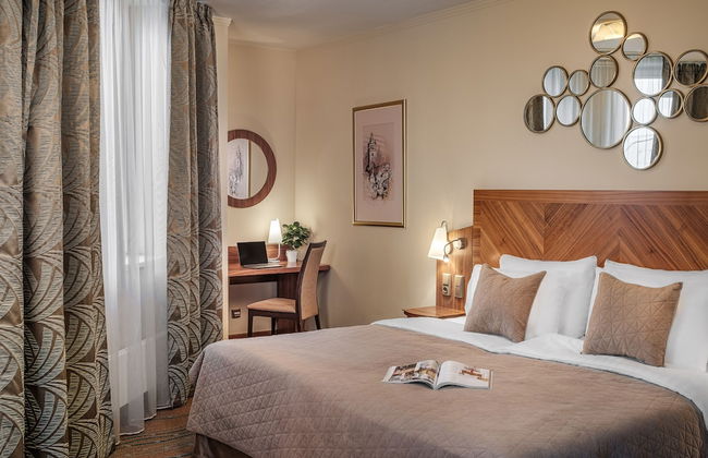 Crown Palace Apartments by Adrez - Foto 3