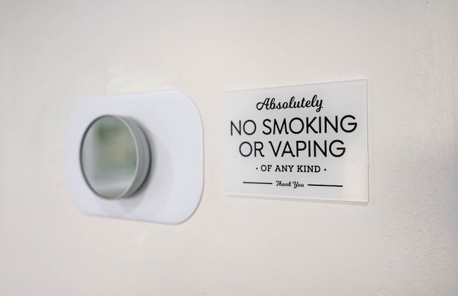 Modern Cozy Retreat Stylish Stay With Patio Parking - Foto 42