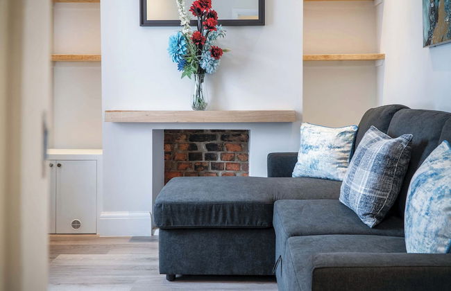 Fleet Street - 2 Bedroom - Swansea - Photo 29