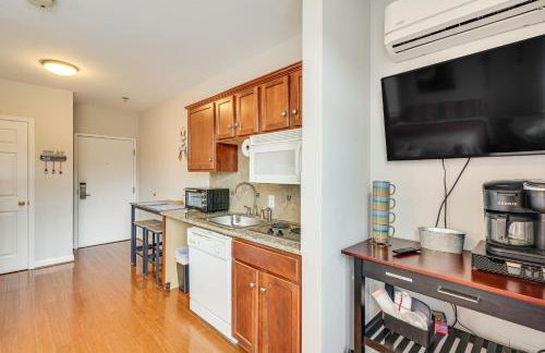 Smith Mountain Lake Condo with Pool Access - Foto 7