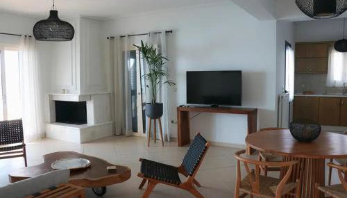 Grand Bleu Apartments & Villas - Photo 4