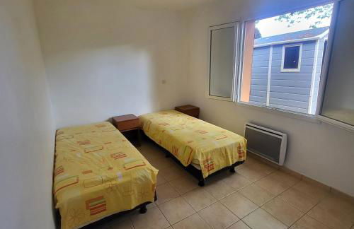 2025 Reno 2-Bed Escape w pool Min to GolfCources - Foto 23