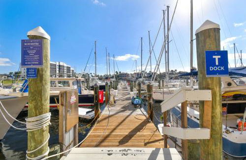 Fabulous Golf and Marina Community Condo - Photo 38