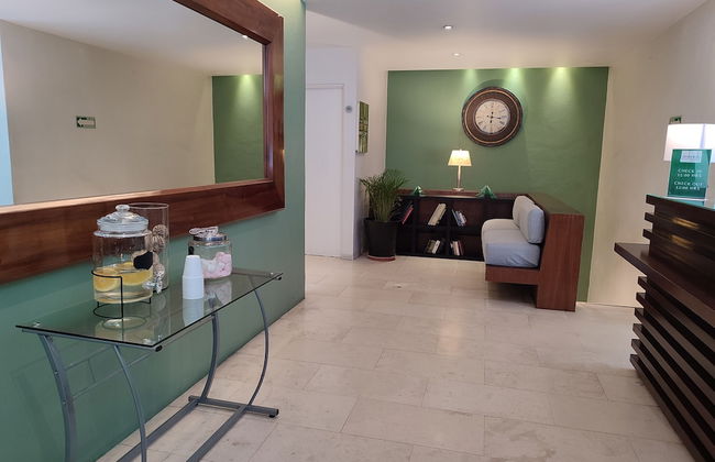 Lombardo Suites - Photo 3