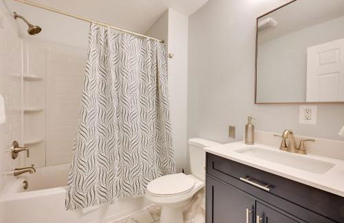 Deck and Grill Convenient Home in Hummelstown - Foto 13