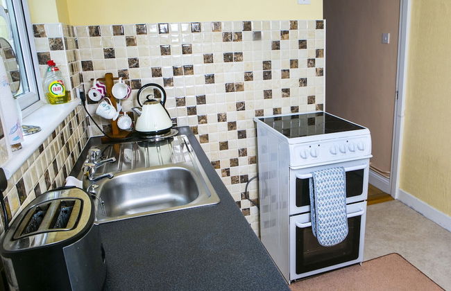 Garden Cottage - Photo 7