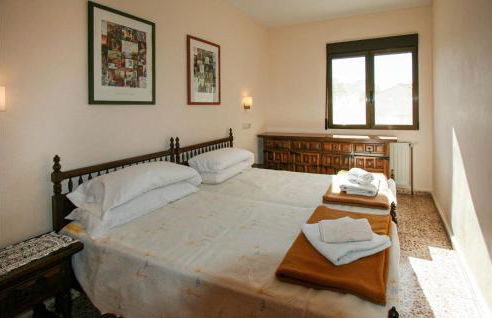 Beautiful Home In Calp With Wifi - Photo 13