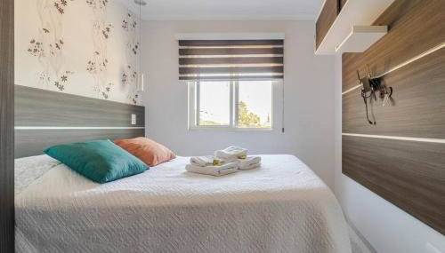 Apto amplo 5 pessoas 2 banheiros garagem - Foto 4