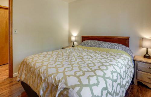 5 Mi to Heavenly Resort Cozy Home with Fenced Yard - Foto 14