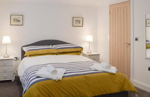 Mill Hall Cottages - Photo 9