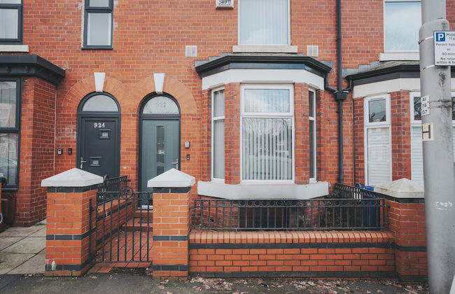 Spacious 4-bedroom Manchester Retreat With Garden - Foto 24