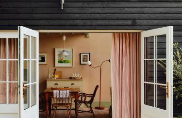 1-bed luxury seafront cabin in heart of Newlyn, Mousehole - Photo 12