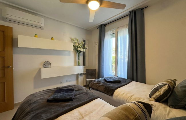 Golf Resort - Apartment - Sleeps4 - Pool - Parking - Foto 7