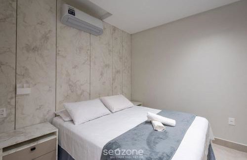 Sua estadia exclusiva com piscinas e jacuzzi a 500m da praia - ELF - Foto 28
