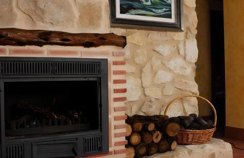 Casa Rural Enorme con BBQ & Horno Leña ideal para Familias - Foto 9