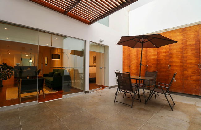 w Elegant 2BR w Spacious Terrace in Miraflores - Foto 3