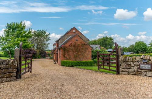 The Owl House - Hot Tub Adventures in Moreton - Pass the Keys - Foto 49