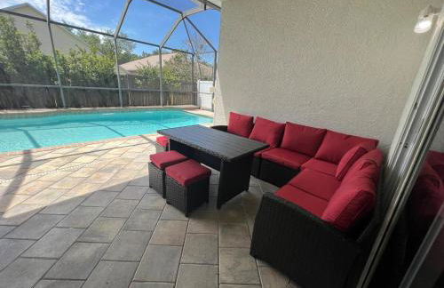 NEW - Poolside Oasis Heated POOL Home - 2000 SF - Foto 16
