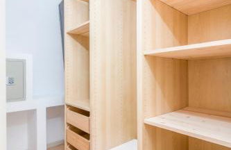 HomeForGuest Design Attic Apartment FREE Parking - Foto 27