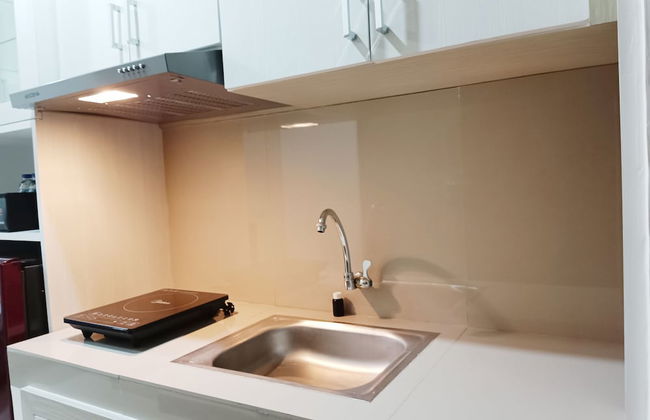 Homey And Tidy Studio Apartment At Vida View Makassar - Foto 5