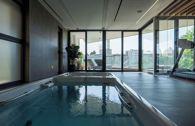 Central Park Residence - Photo 60