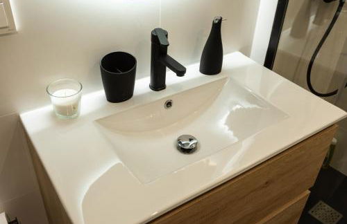 PISO DE DISEÑO CON VISTAS A LA RIA. - Foto 16