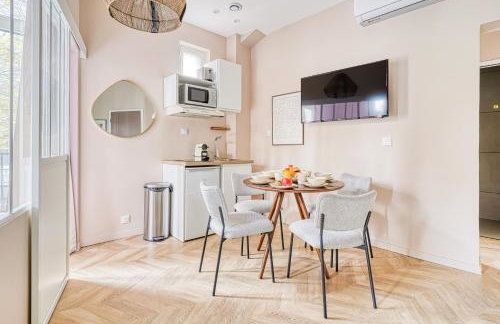 Comfort 2 bedrooms & air conditioning Paris 17 - Foto 11