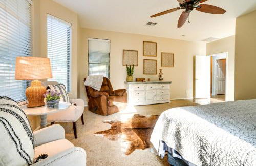 4 Mi to Surprise Stadium! Sunny V Home with Patio - Foto 14