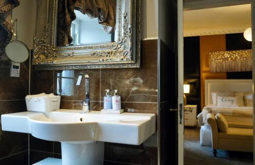 6BR House with Butler, Sauna & Hot Tub in Glasgow - Foto 46