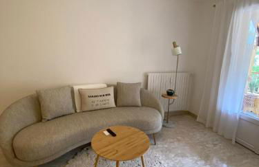 Sanary- La vie est belle- Centre Ville 2 minutes à pied- Plage 5 minutes - Foto 10