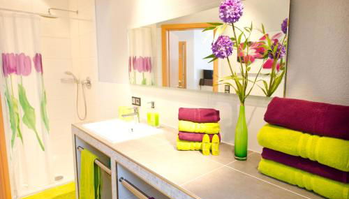 Design-Wohnungen by Ulrike Horster - Foto 3, towels, Shower