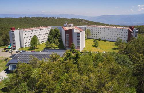 Estación de Montaña Manzaneda - Foto 38