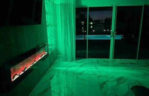 Modern Lakefront Home - Foto 58