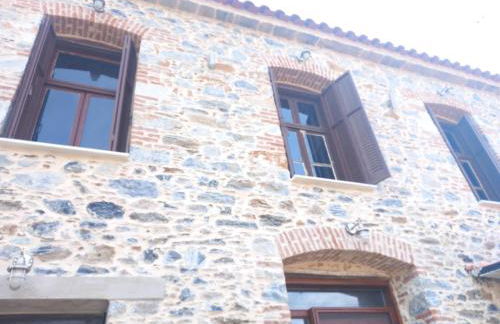 Malama's House - Photo 13