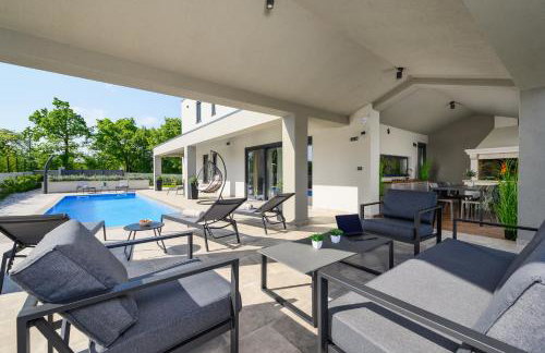 Villa Nobu - Photo 45