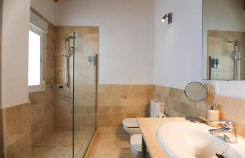 RentalSevilla Brisa del Aljarafe con piscina climatizada a 15 minutos de Sevilla - Foto 26