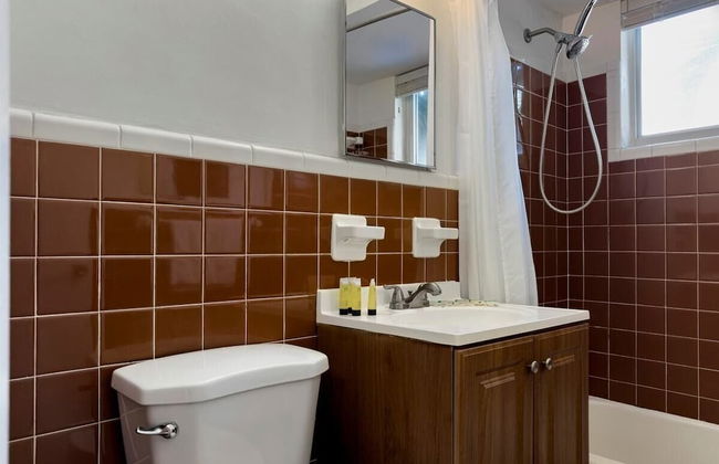 Secluded Hollywood Studio, Walk to Beach & Boardwalk - Photo 6