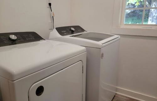 Restored 1900s Historic Home - Jonesboro, VA - Foto 18