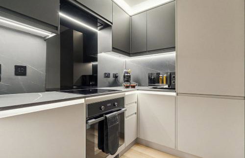 2BR West End Apartment Near Botanic Gardens - Foto 15