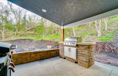 Scenic Yankton Retreat with Fire Pit 1 Mi to Lake! - Foto 33