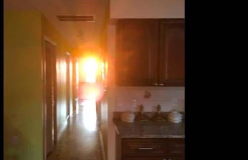 Business & Family Friendly Balcony Jacuzzi Free Park - Foto 12