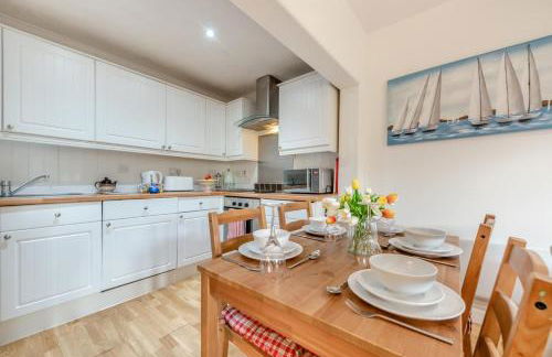 3 Bed in Little Haven oc-g34755 - Photo 3